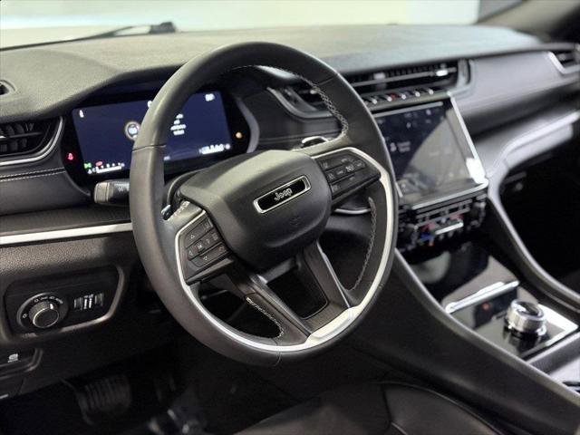 Certified 2024 Jeep Grand Cherokee Altitude image 21