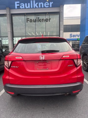 Certified 2017 Honda HR-V LX image 2