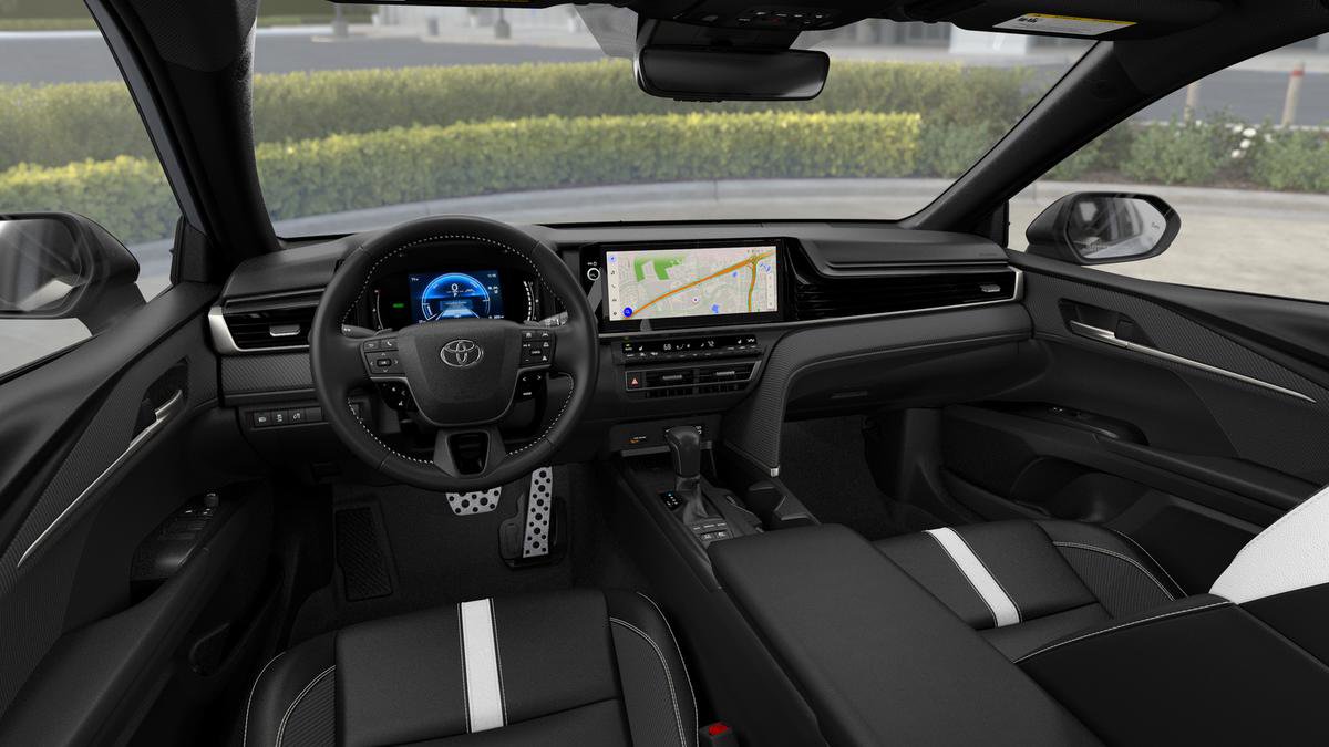 New 2026 Toyota Camry Hybrid FWD image 19