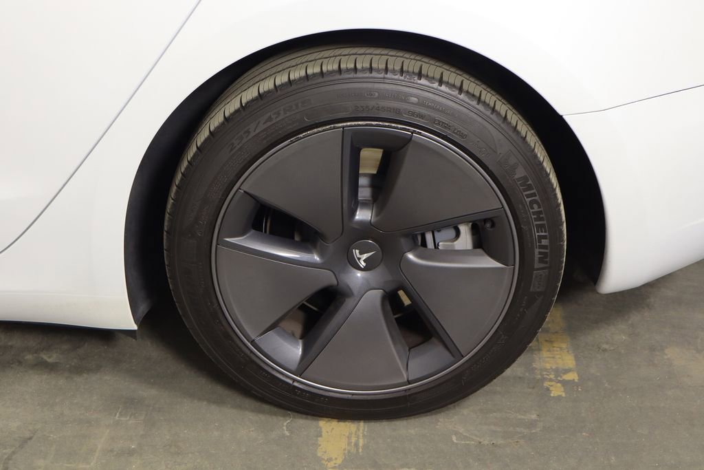 Used 2023 Tesla Model 3 Standard Range RWD image 47