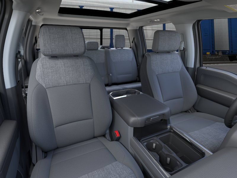 New 2026 Ford F250 XLT w/ XLT Premium Package AWD/4WD image 12