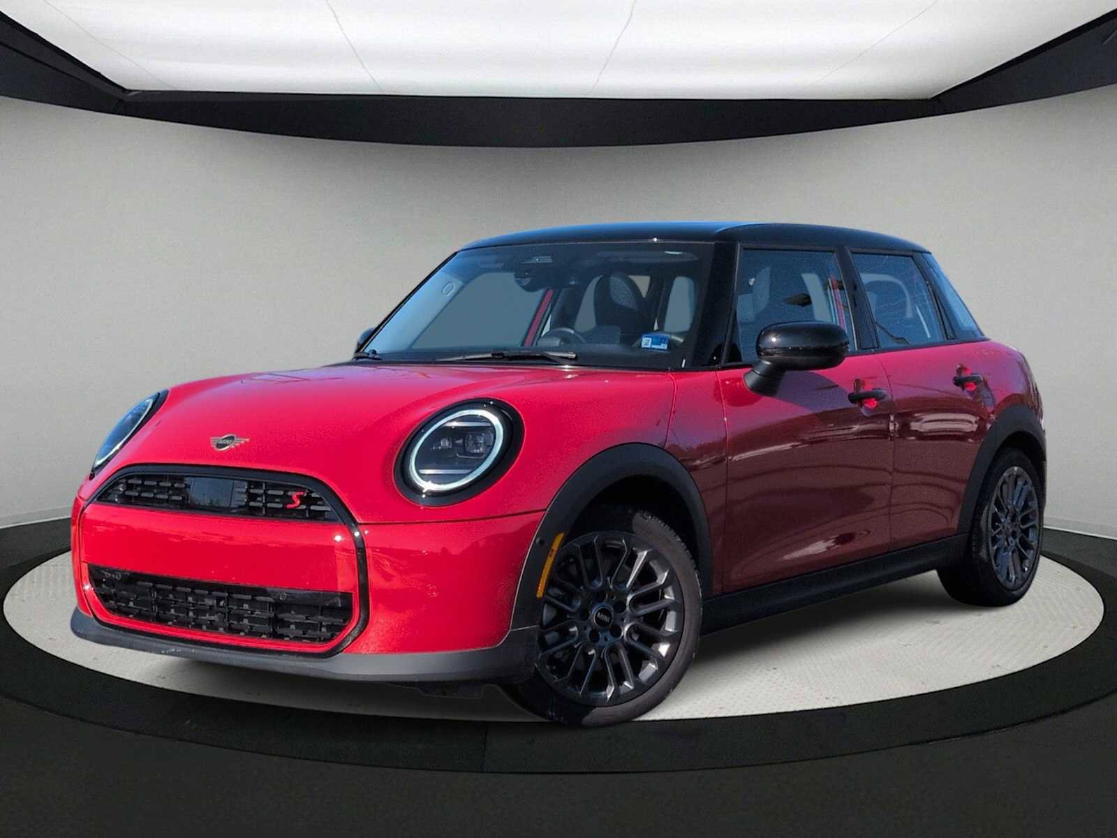 Used 2025 MINI Cooper S image 1
