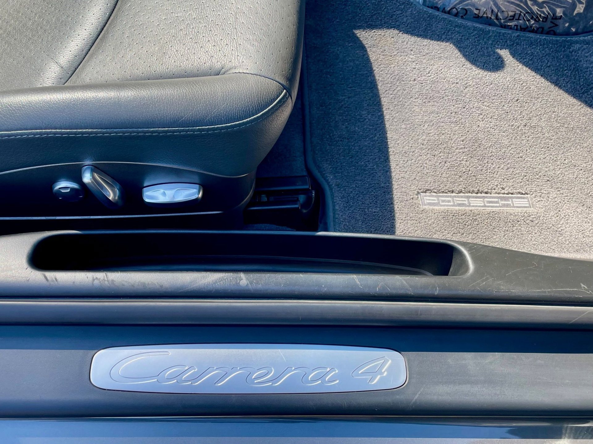 Used 2006 Porsche 911 Carrera 4 image 46