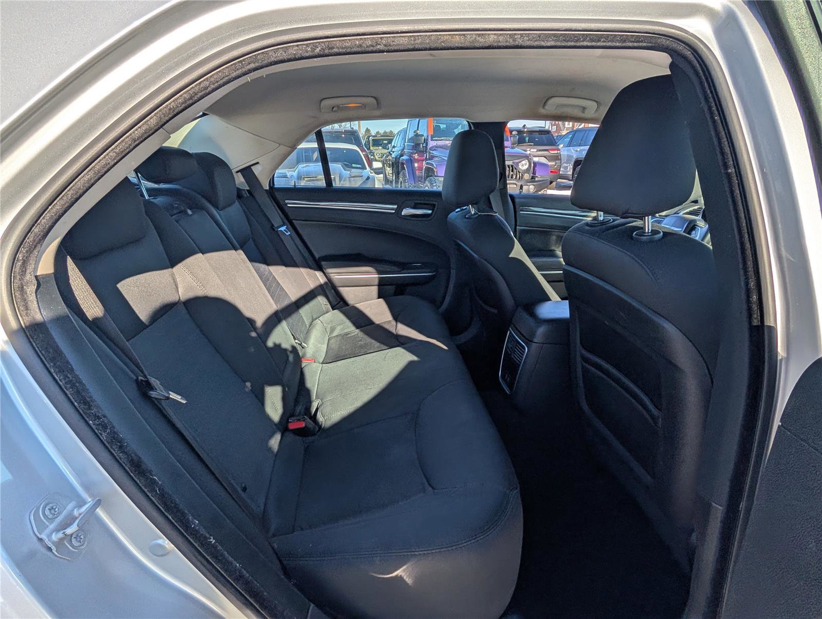 Used 2019 Chrysler 300 Touring image 11