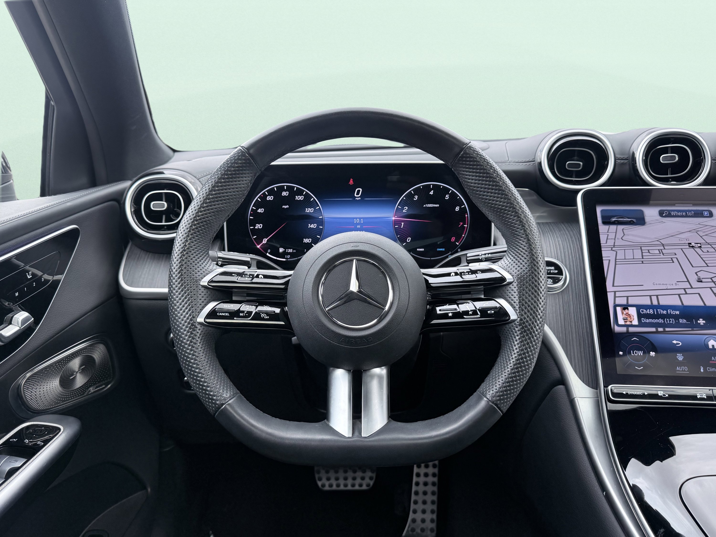 Used 2024 Mercedes-Benz GLC 300 4MATIC w/ AMG Line image 58