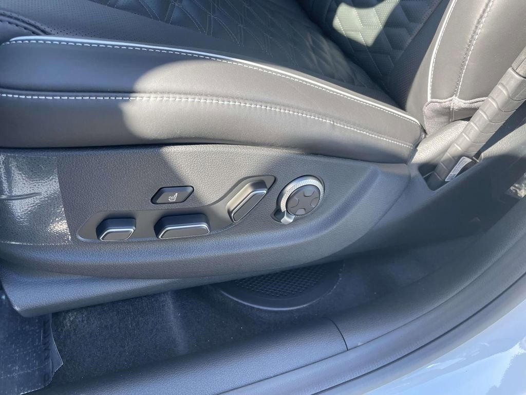 New 2026 Genesis GV80 3.5T image 21