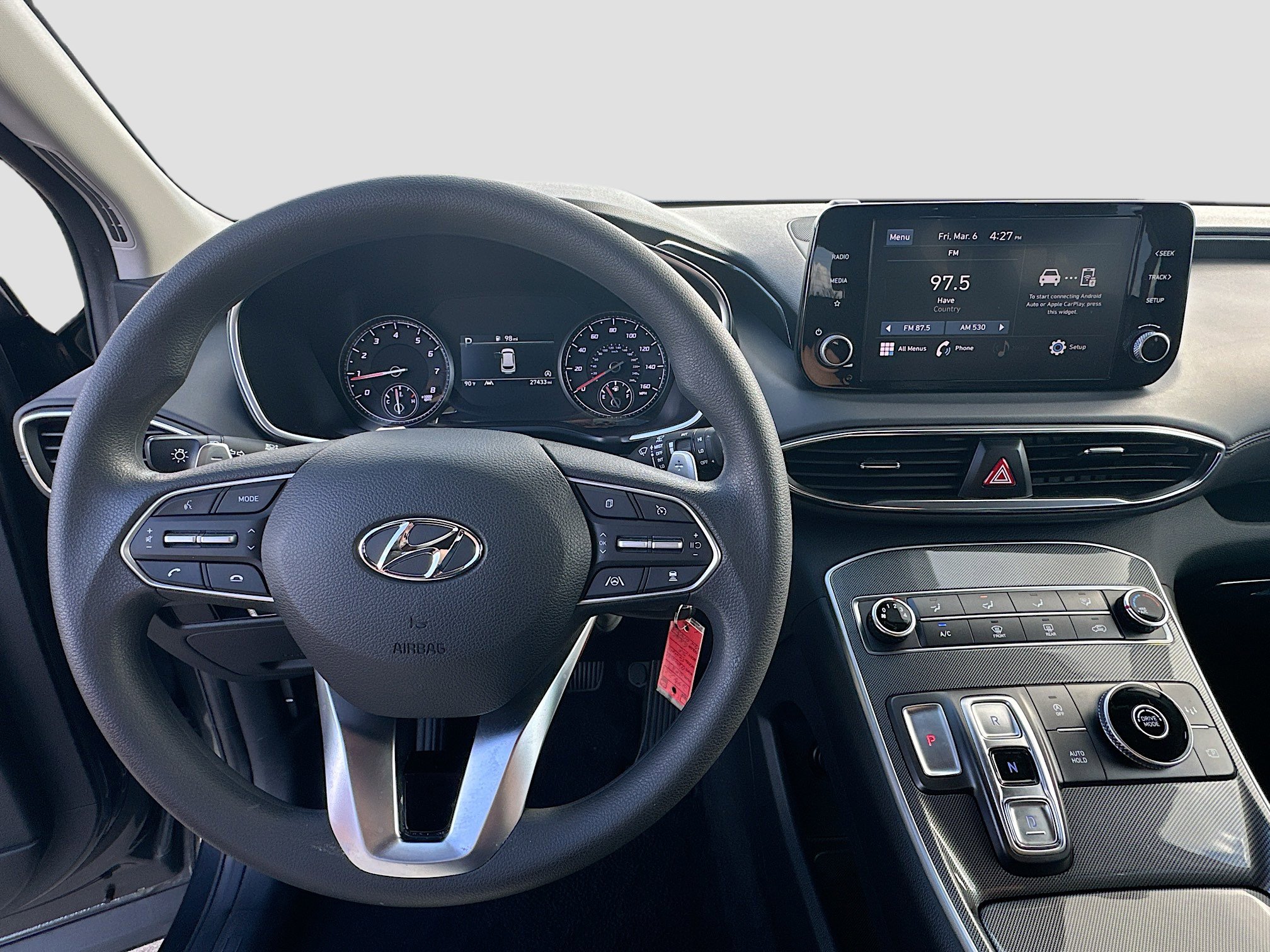 Used 2023 Hyundai Santa Fe SE image 11