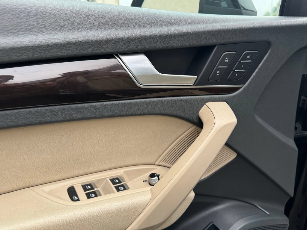 Used 2018 Audi Q5 2.0T Premium Plus w/ Premium Plus Package AWD/4WD image 18