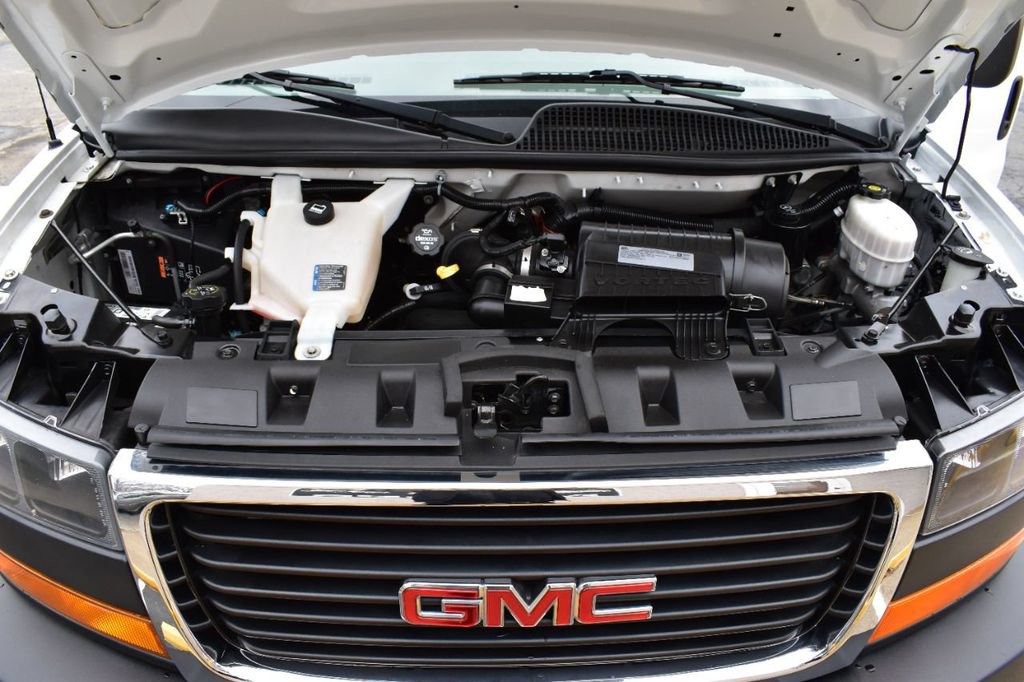 Used 2018 GMC Savana 2500 w/ Communications Package RWD image 12