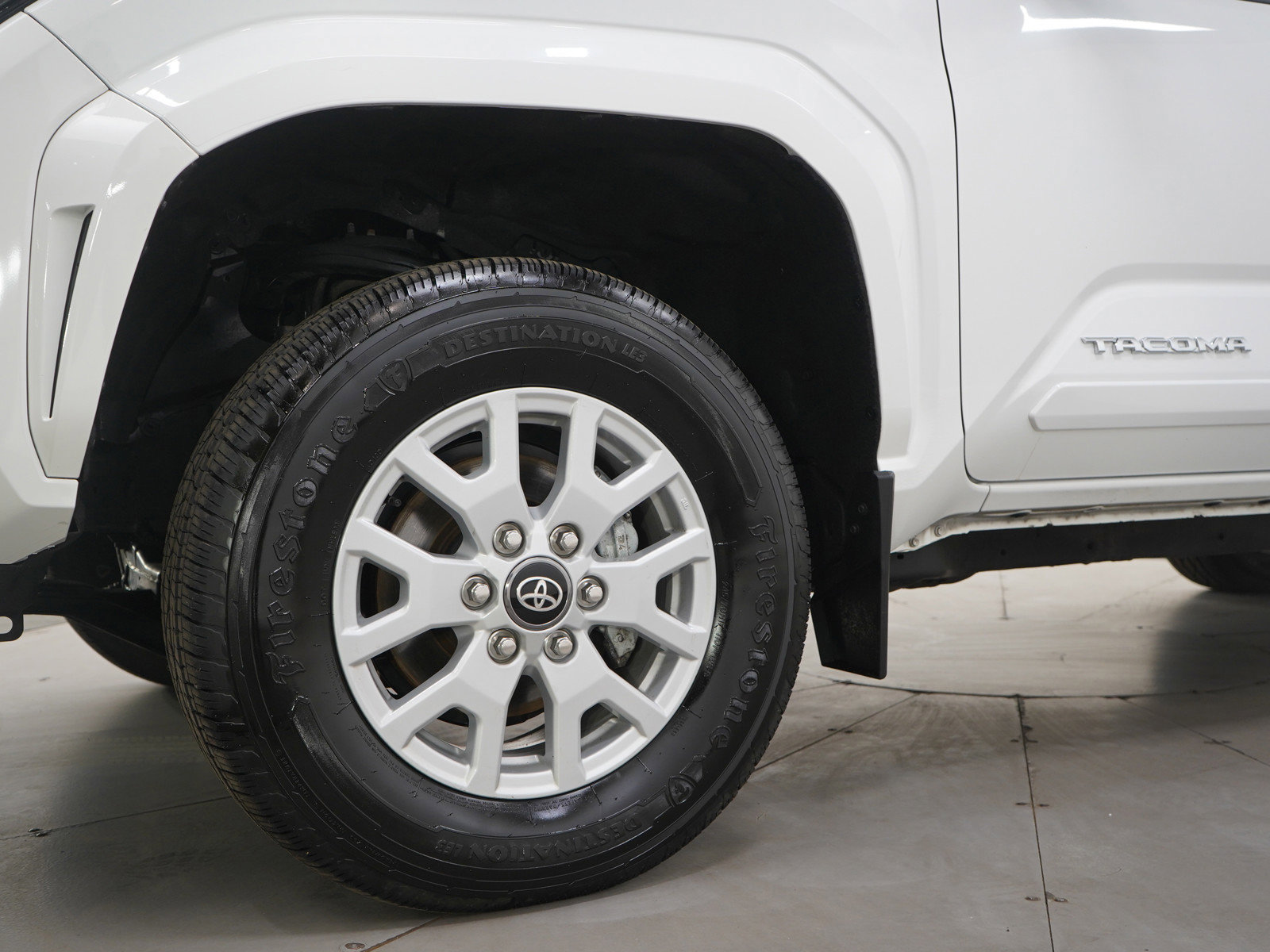 Used 2024 Toyota Tacoma SR5 image 30