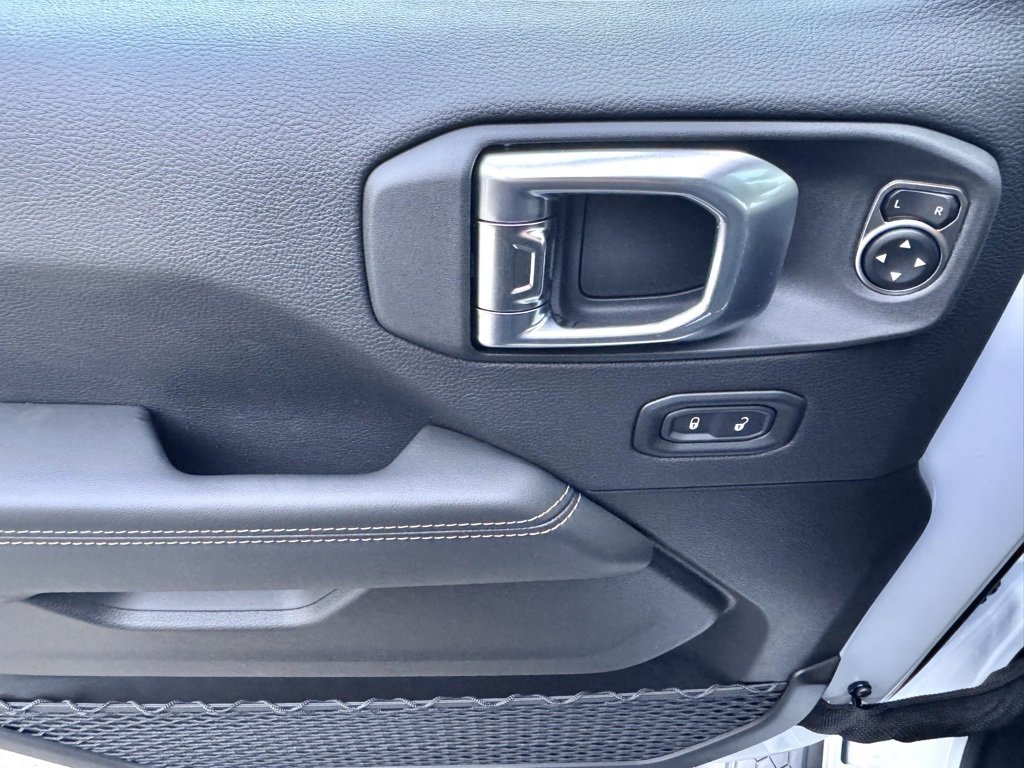 New 2026 Jeep Wrangler Sahara image 9