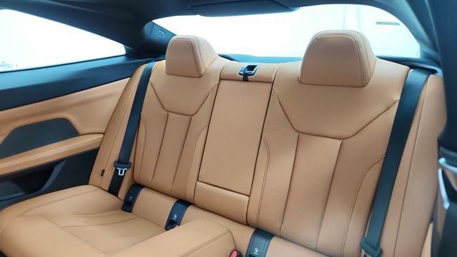 Used 2025 BMW M440i Coupe image 27