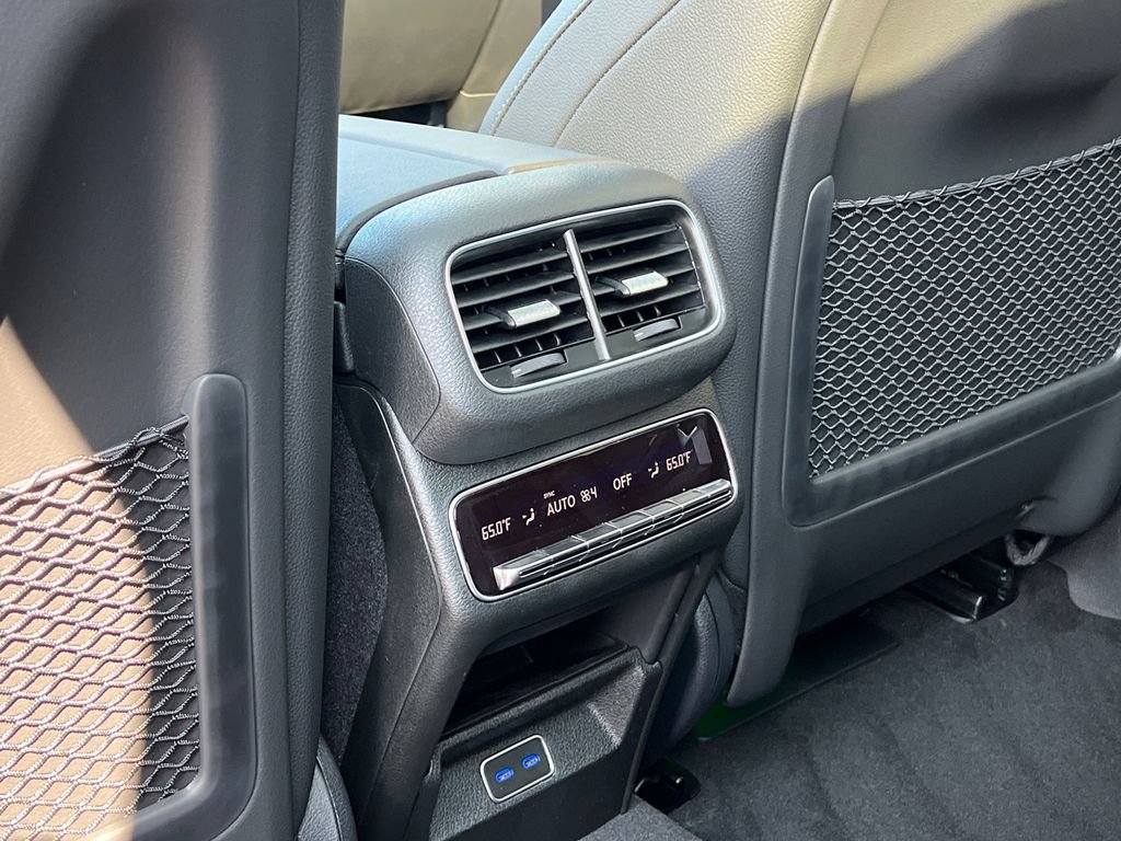New 2026 Mercedes-Benz GLS 450 4MATIC image 28