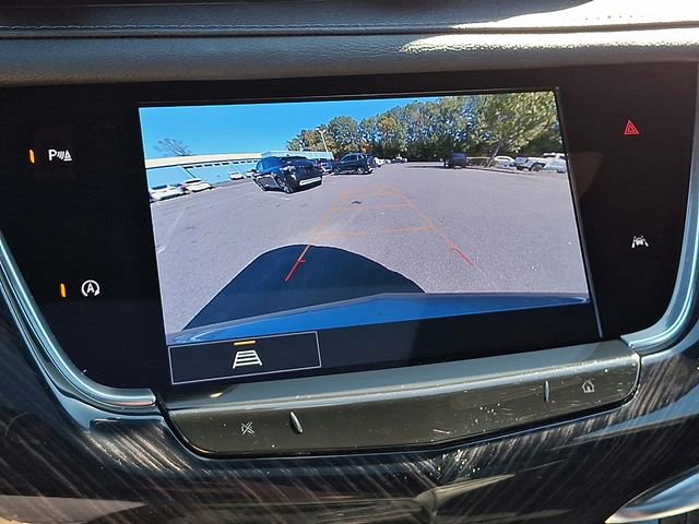 Used 2025 Cadillac XT6 Premium Luxury image 23