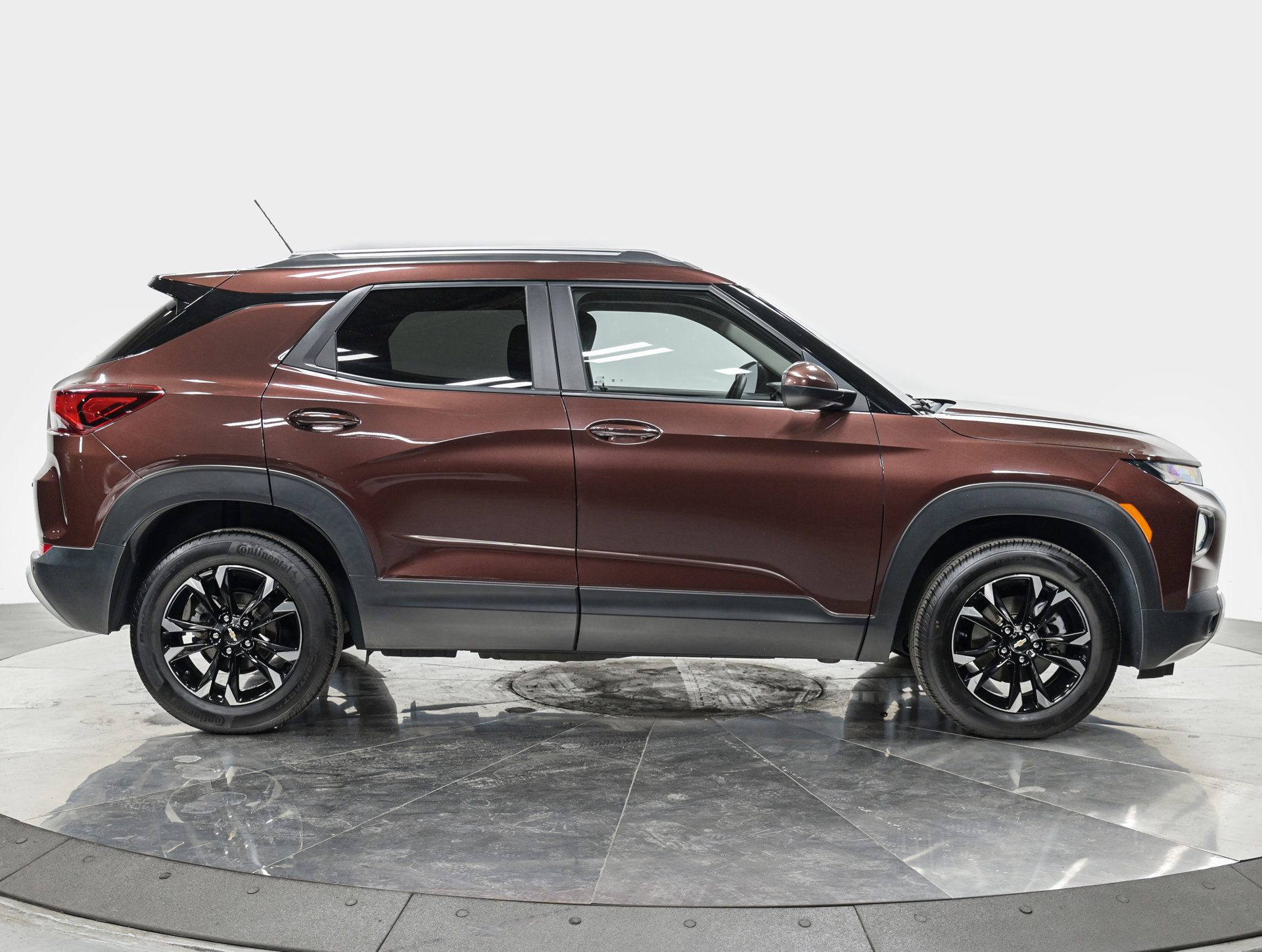 Used 2022 Chevrolet TrailBlazer LT w/ Convenience Package AWD/4WD image 10