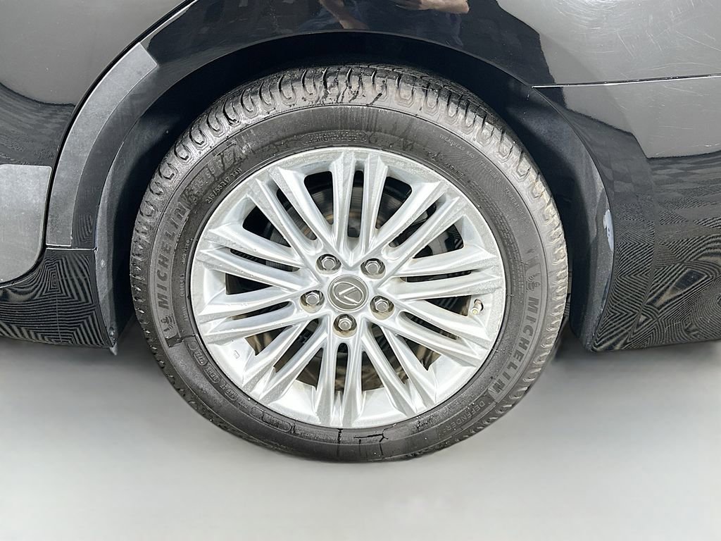 Used 2015 Lexus ES 350 w/ Luxury Package image 33