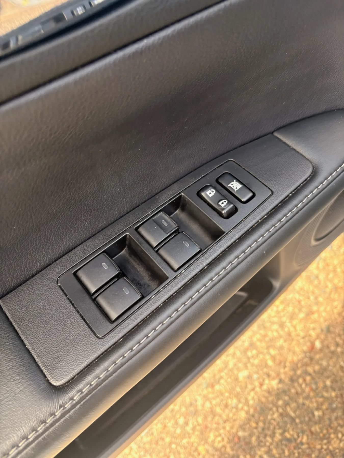 Used 2015 Lexus ES 350 w/ Luxury Package FWD image 12