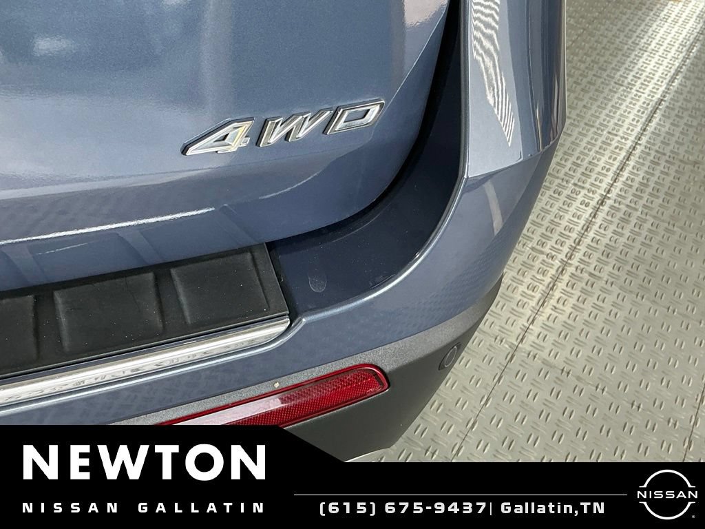 Used 2021 Ford Explorer Limited w/ Equipment Group 301A AWD/4WD image 7