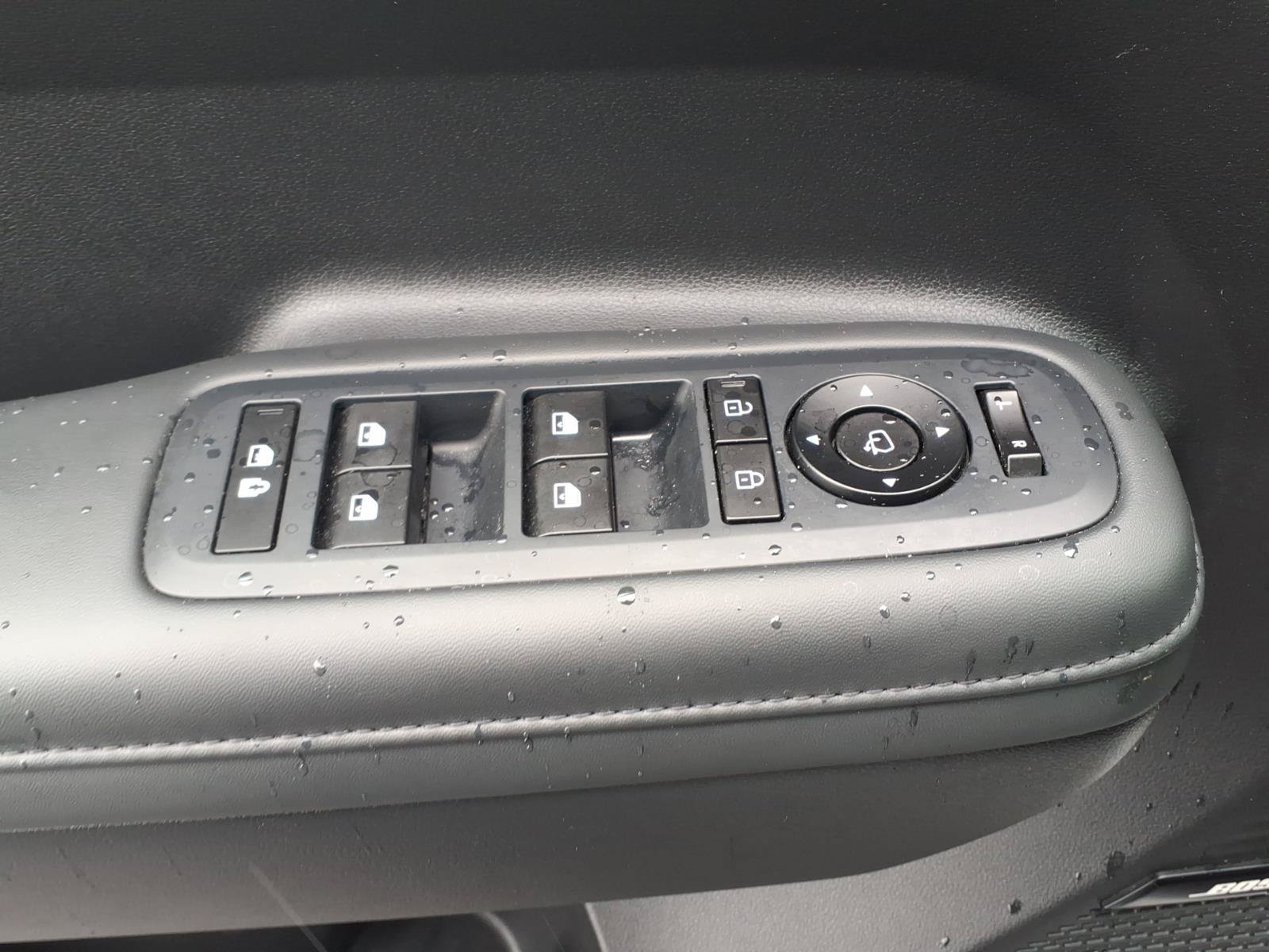 Used 2025 Hyundai Santa Fe Calligraphy AWD/4WD image 23