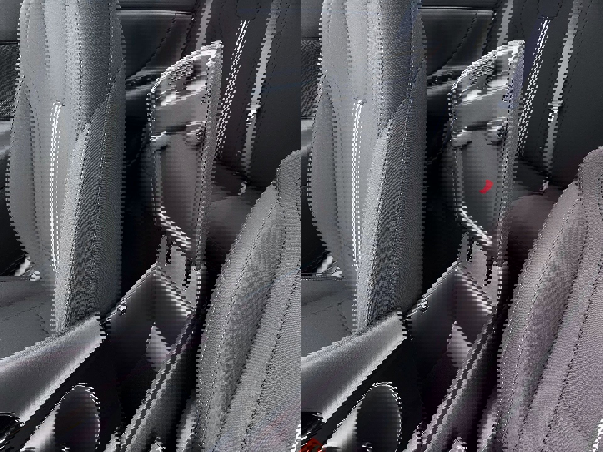 New 2026 Hyundai Elantra Blue image 18