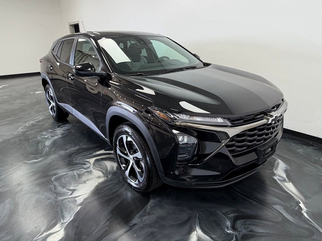 Used 2026 Chevrolet Trax RS w/ Driver Confidence Package image 17