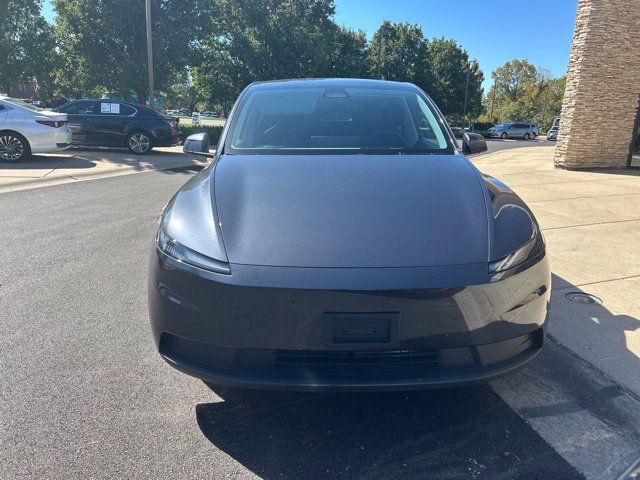 Used 2026 Tesla Model Y Long Range AWD/4WD image 2