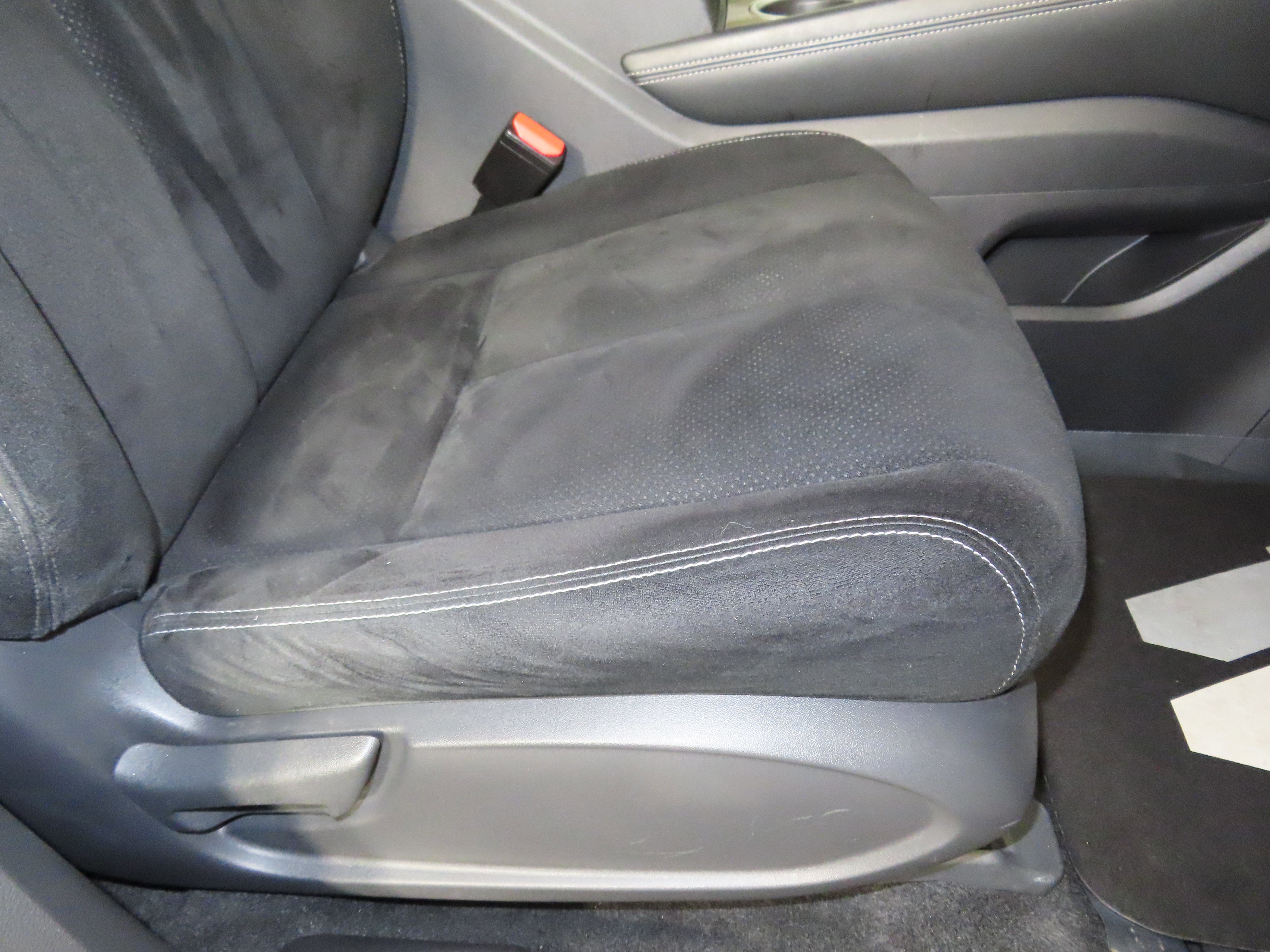 Used 2018 Nissan Murano S image 49