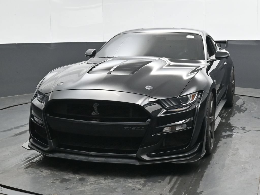 Used 2020 Ford Mustang Shelby GT500 w/ Carbon Fiber Track Pack RWD image 6