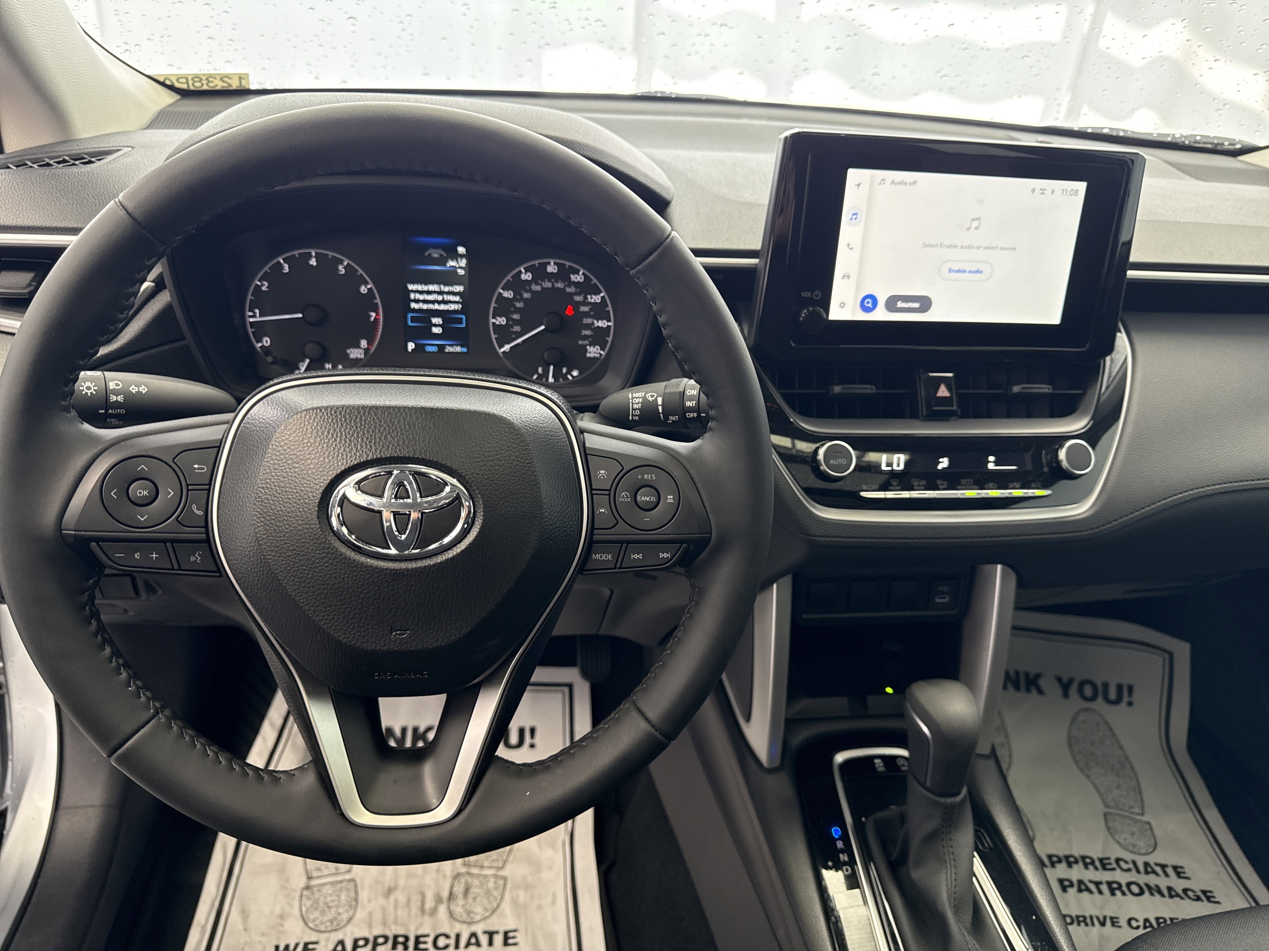 Used 2025 Toyota Corolla Cross LE image 9