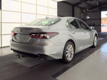 Used 2024 Toyota Camry LE FWD image 5