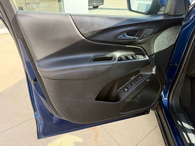 Used 2022 Chevrolet Equinox Premier image 24