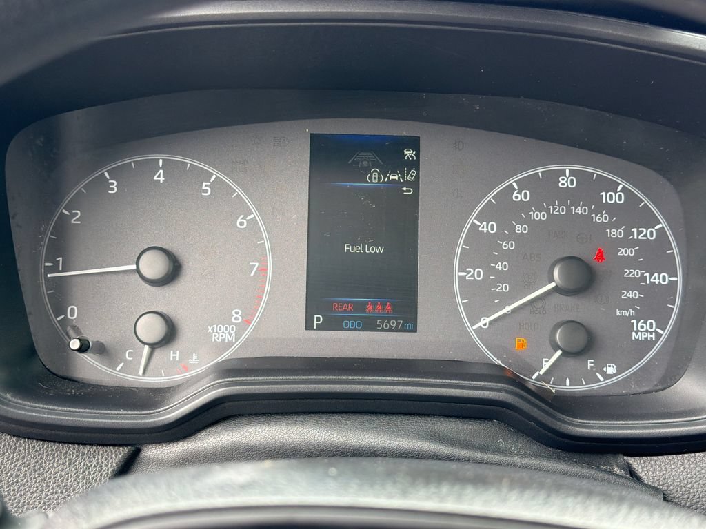 Used 2025 Toyota Corolla LE FWD image 19