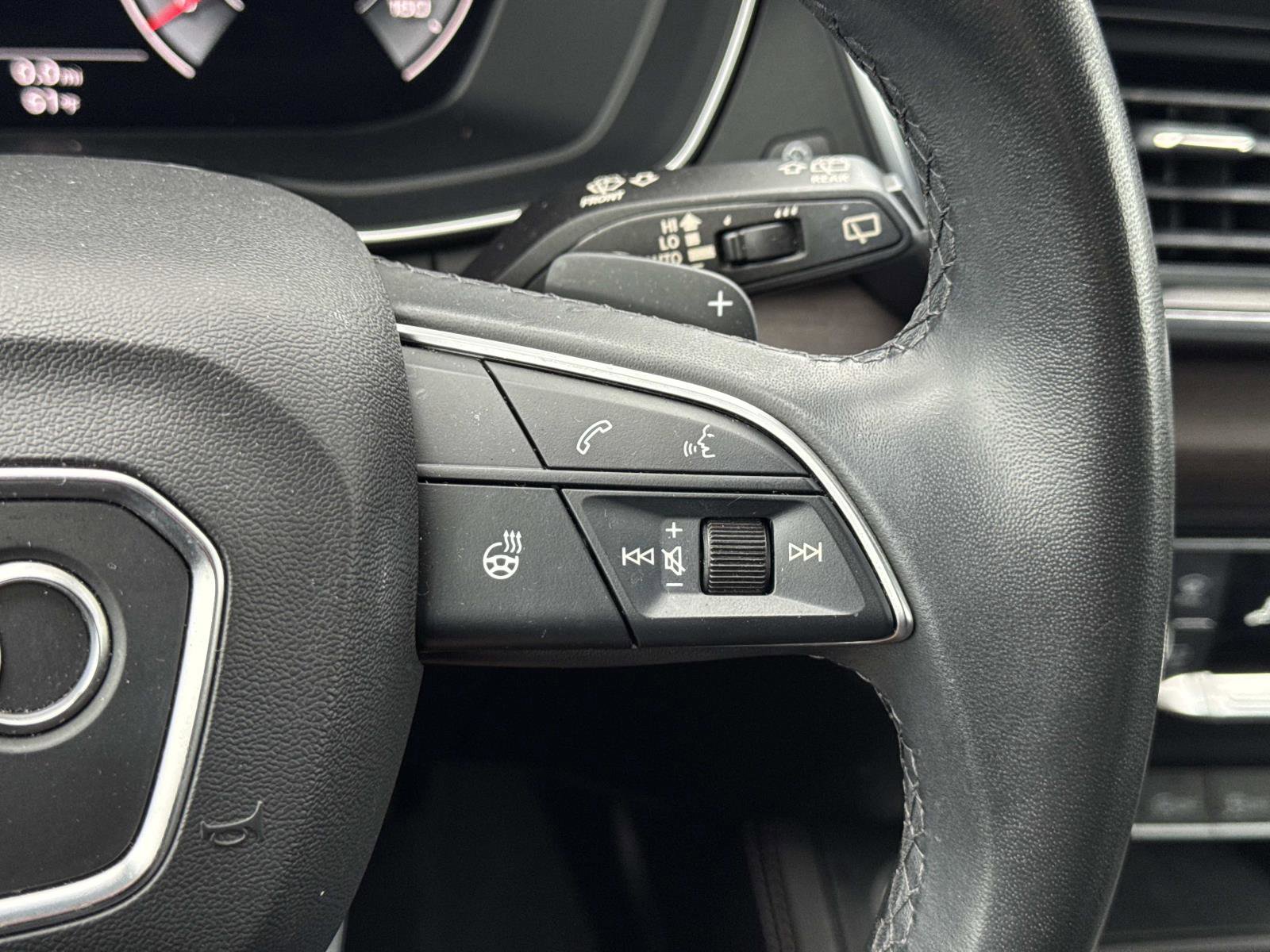 Used 2021 Audi Q5 Premium Plus w/ Premium Plus Package image 12