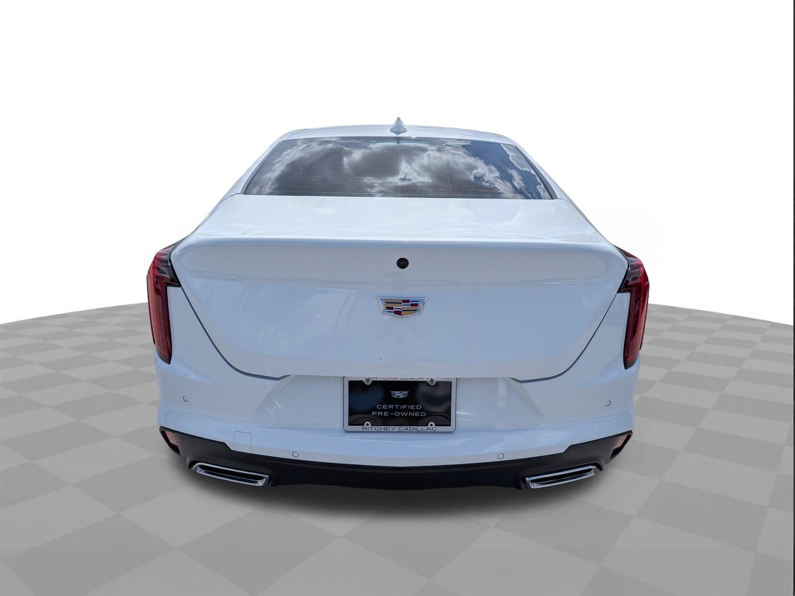 Certified 2026 Cadillac CT4 Luxury w/ Sun And Sound Package RWD image 5