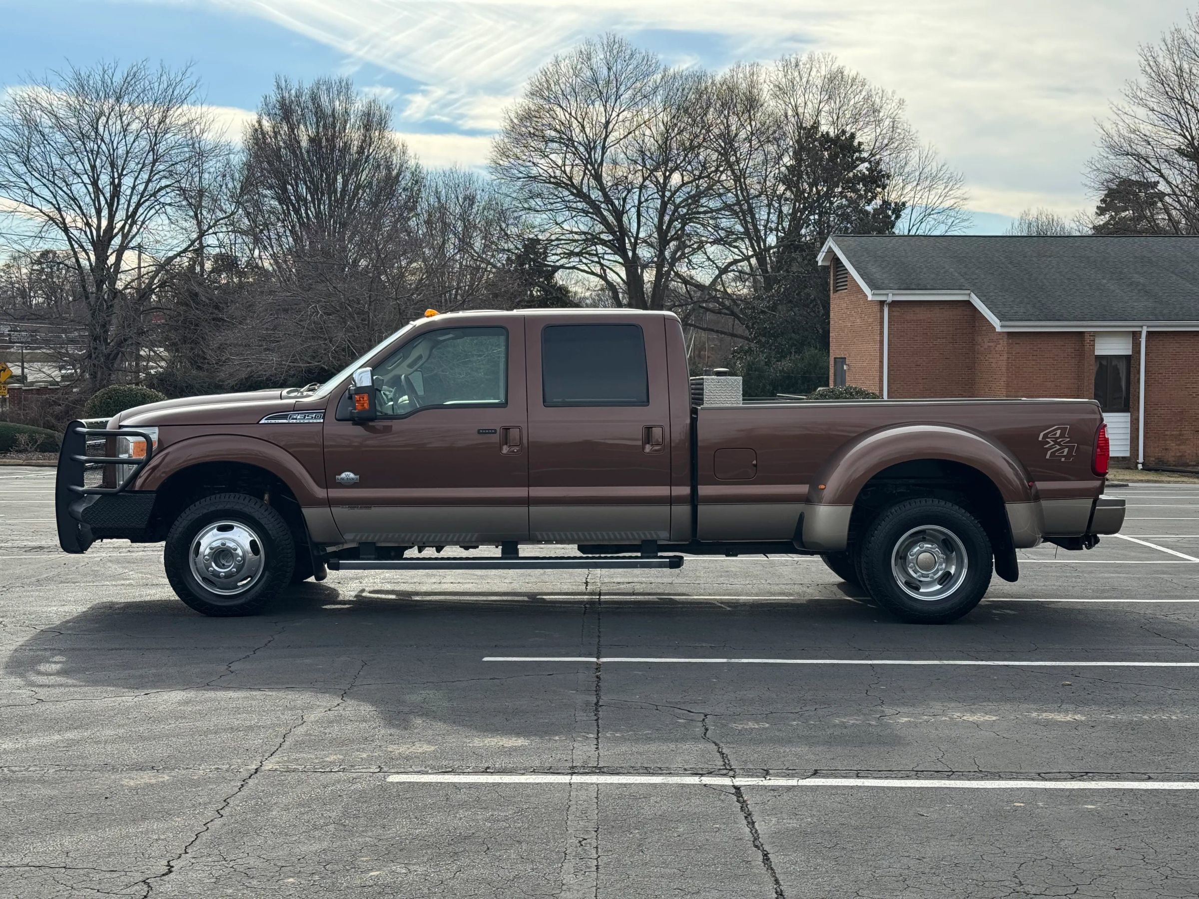 Used 2012 Ford F350 King Ranch w/ King Ranch w/Chrome Pkg AWD/4WD image 2