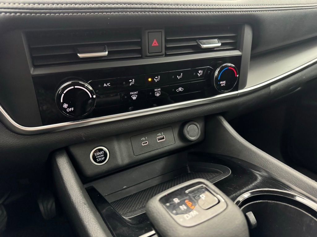 Used 2023 Nissan Rogue S FWD image 25