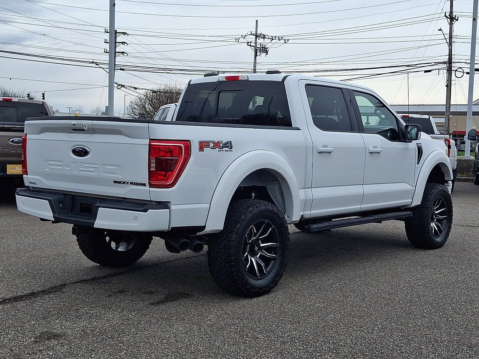 Used 2022 Ford F150 XLT w/ Equipment Group 302A High image 11