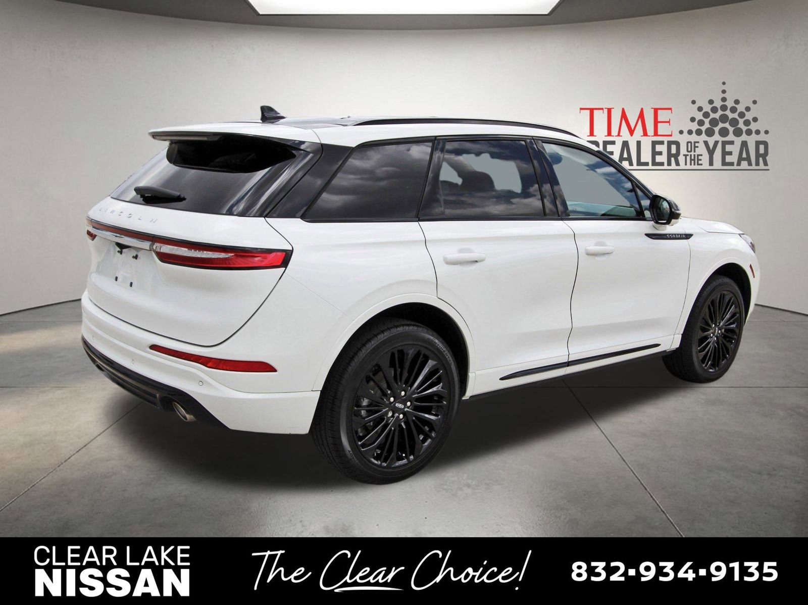 Used 2025 Lincoln Corsair FWD w/ Equipment Group 101A image 7