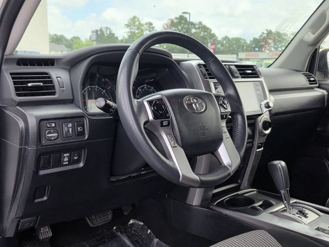 Used 2022 Toyota 4Runner SR5 RWD image 8