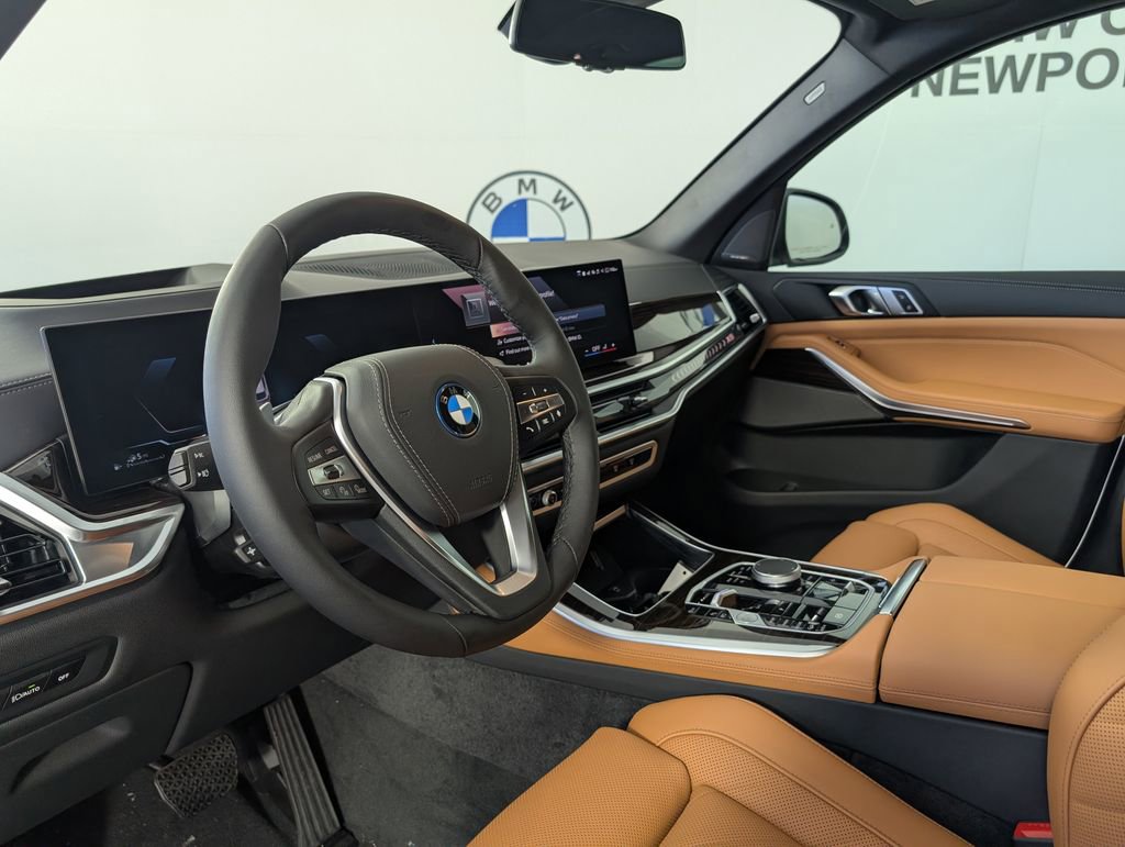 New 2026 BMW X5 xDrive50e w/ Premium Package AWD/4WD image 11