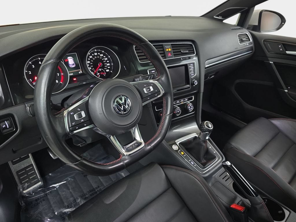 Used 2015 Volkswagen GTI SE w/ Lighting Package (SEL) FWD image 17