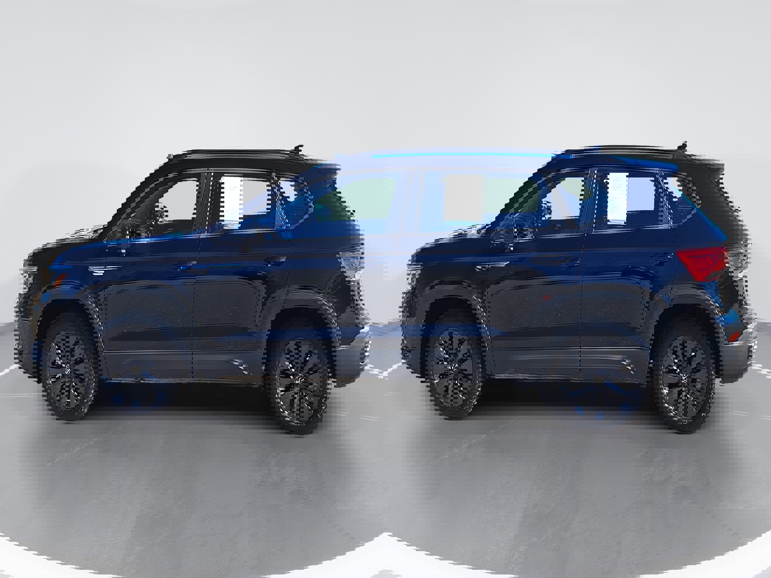 Certified 2024 Volkswagen Taos S w/ MDO Package image 6