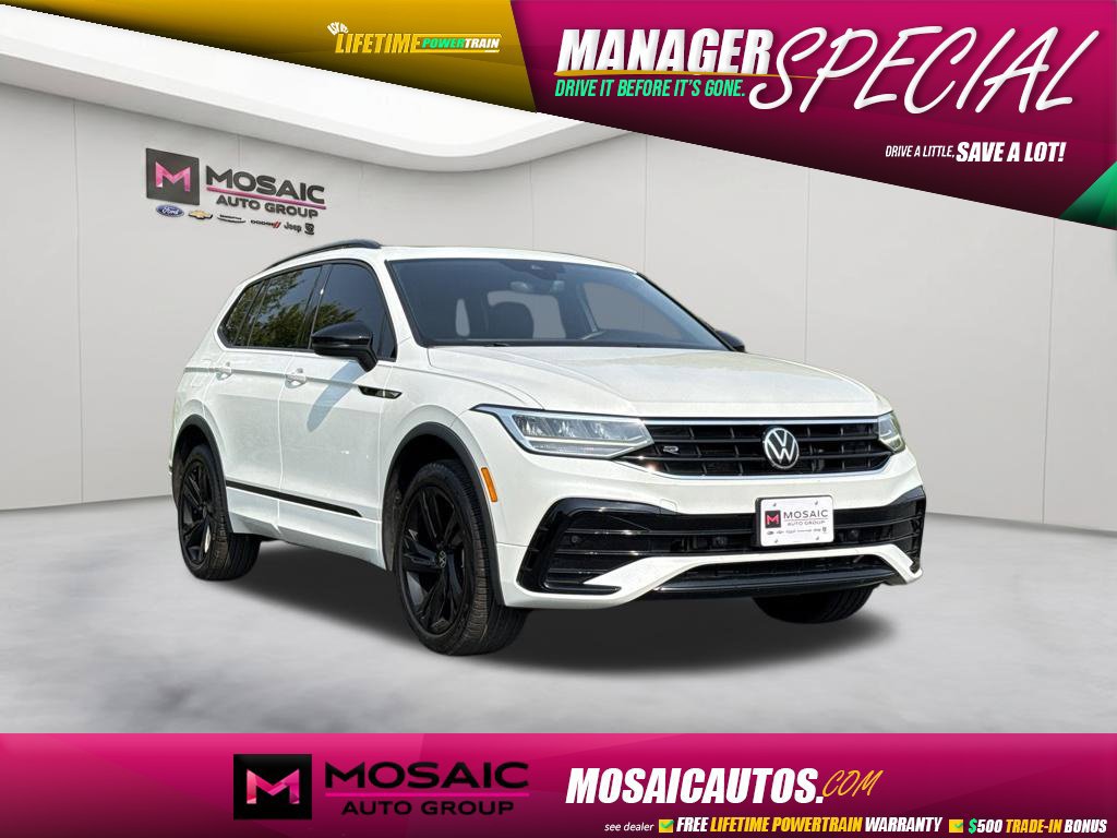 Used 2023 Volkswagen Tiguan SE R-Line AWD/4WD image 1