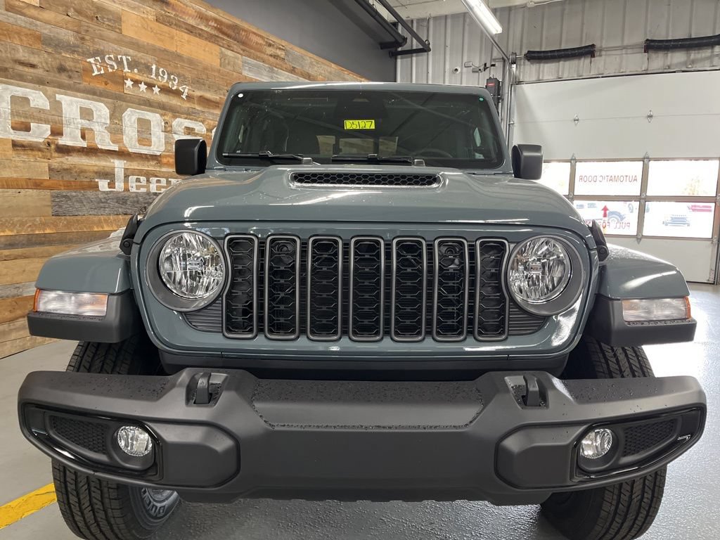 New 2026 Jeep Gladiator Sport AWD/4WD image 8