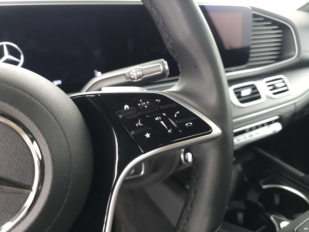 Used 2025 Mercedes-Benz GLE 450e 4MATIC image 13