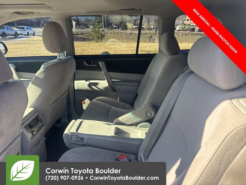 Used 2010 Toyota Highlander Sport image 11