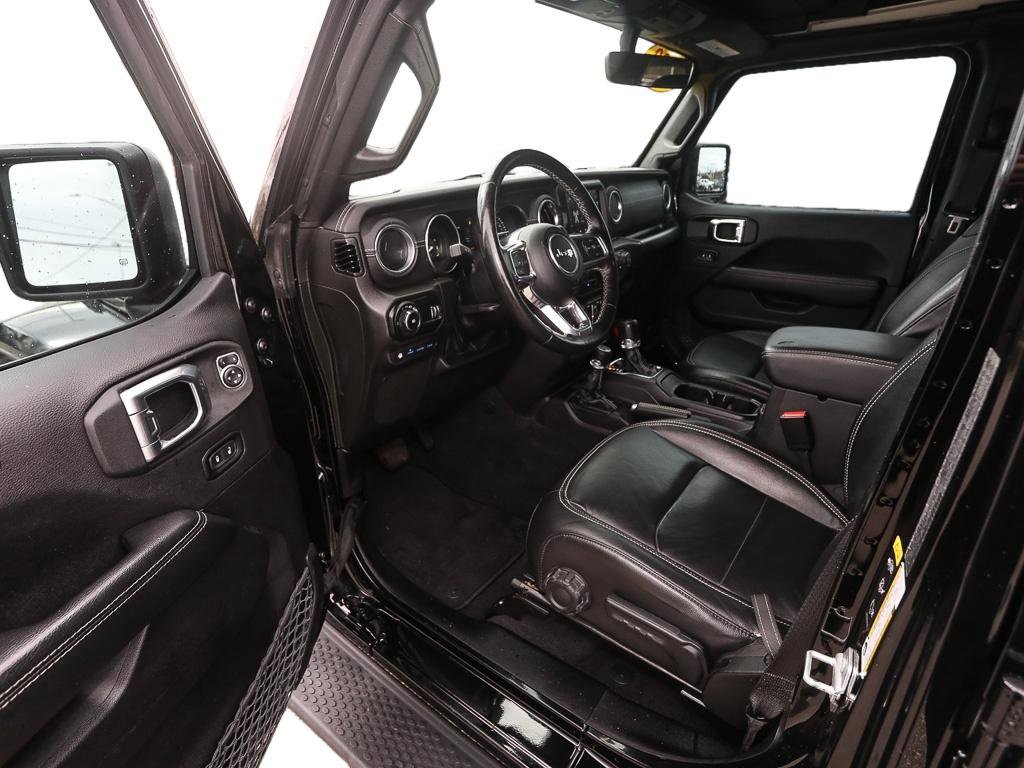 Used 2023 Jeep Wrangler Sahara w/ Cold Weather Group image 11