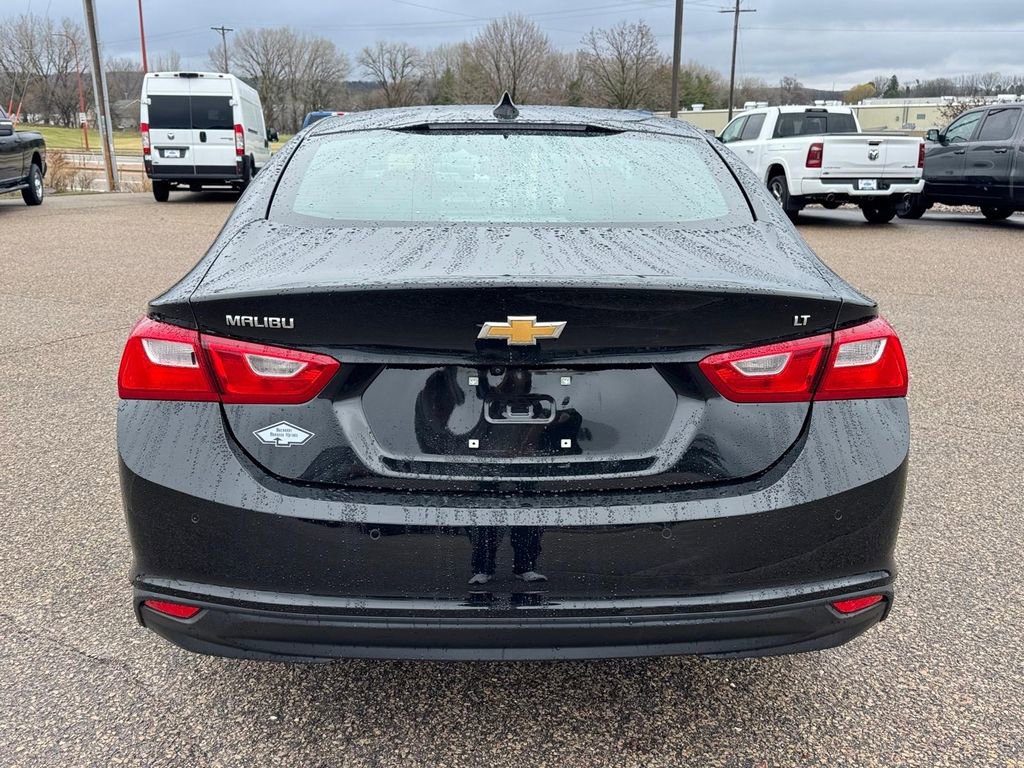 Used 2024 Chevrolet Malibu LT FWD image 3