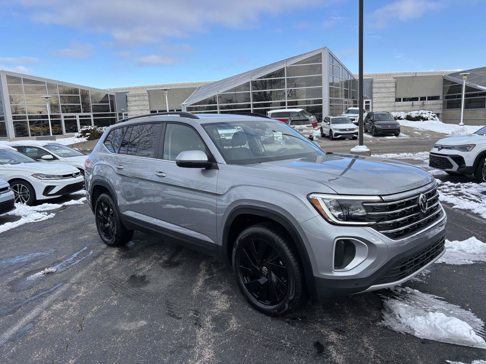 New 2026 Volkswagen Atlas SE