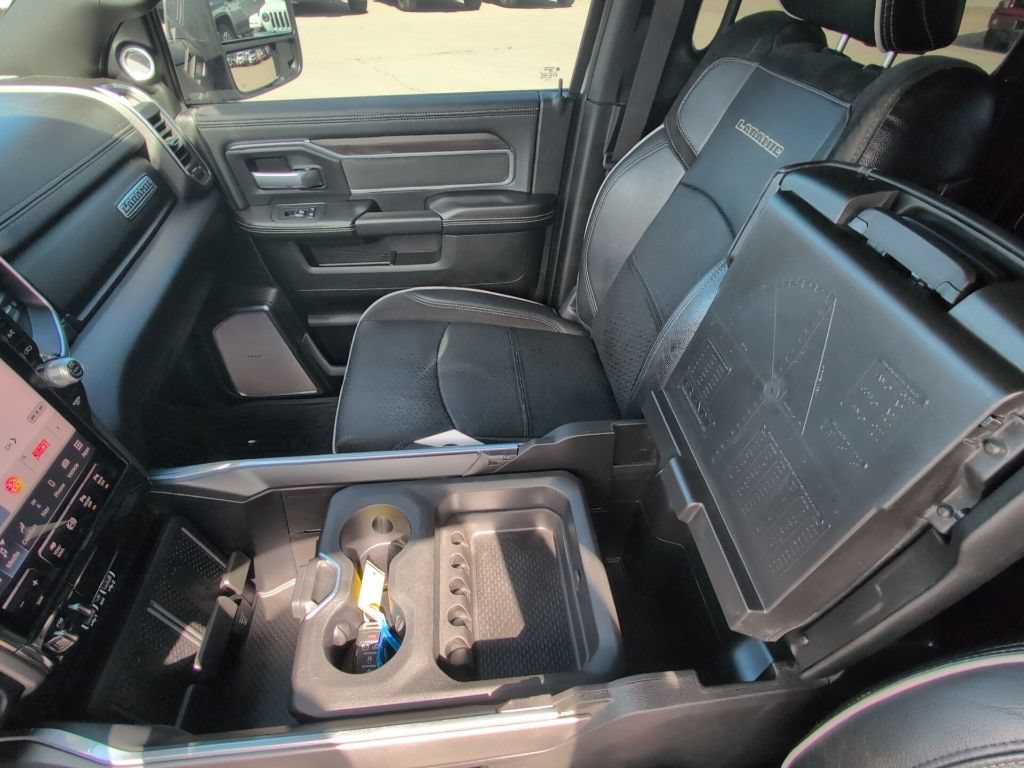 Certified 2025 RAM 3500 Laramie AWD/4WD image 23